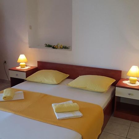 Apartments With A Parking Space Gradac, Makarska - 11332 Gradac  Quarto foto