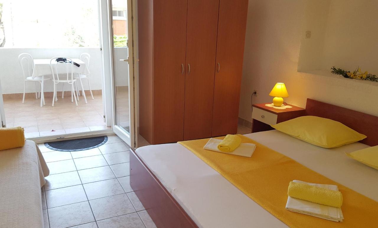 Apartments With A Parking Space Gradac, Makarska - 11332 Gradac  Exterior foto