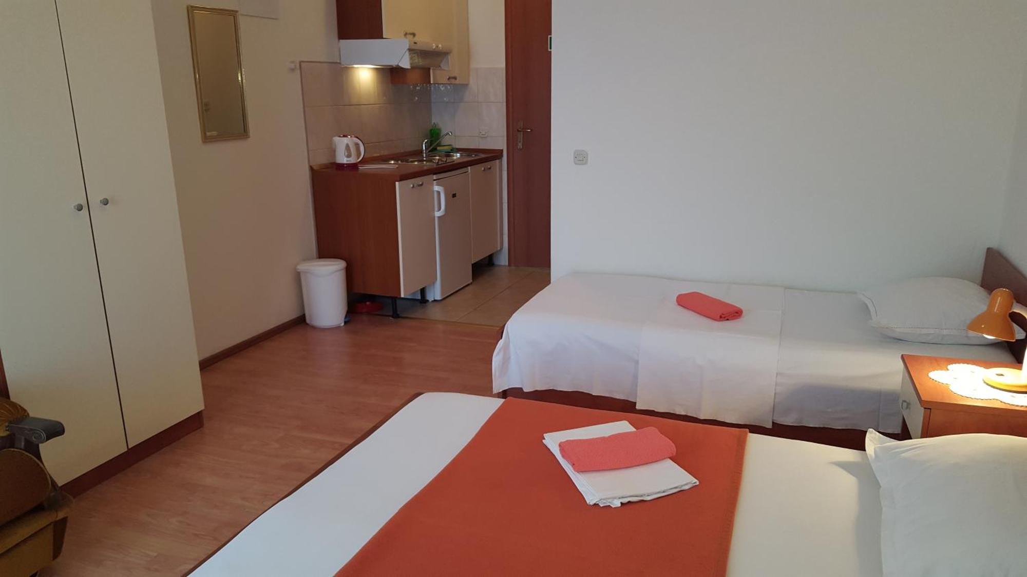 Apartments With A Parking Space Gradac, Makarska - 11332 Gradac  Quarto foto
